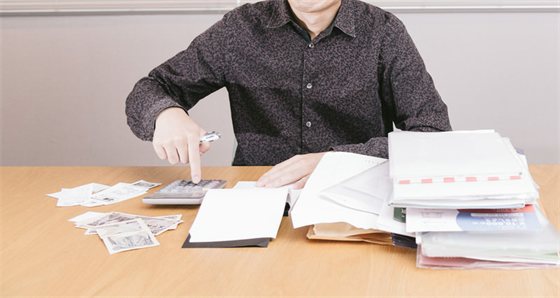 税制・損金算入（領収書）のイメージ